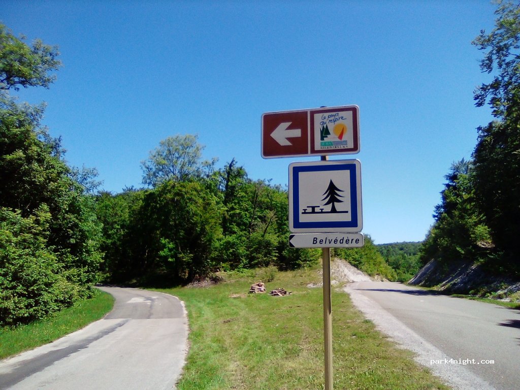 (39130) Fontenu - D90 — foto