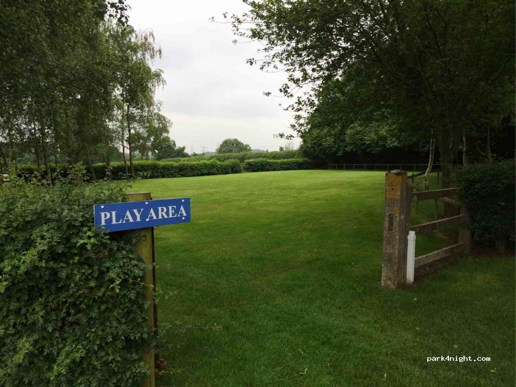 Piccadilly Caravan Park — foto 2