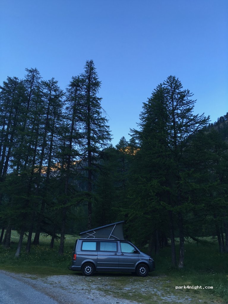 (05600) Ceillac - Unnamed Road — foto