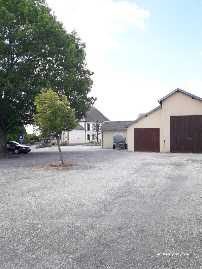 (23200) Saint-Maixant - D39 — foto