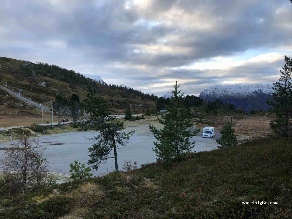 (6826) Utvik - Sekundær Fylkesveg 60 — foto 2