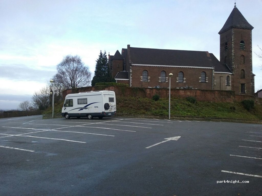 (7542) Tournai - 14 Rue du Curé — foto 2