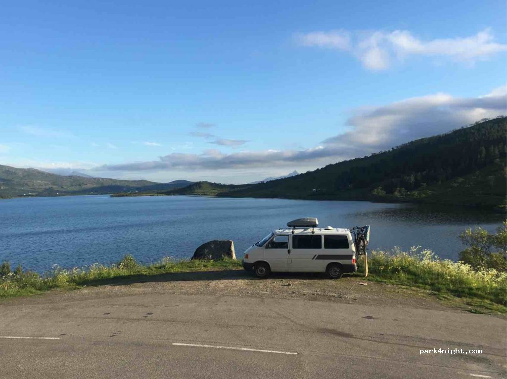 (8360)  - 124 Steinfjordveien — foto