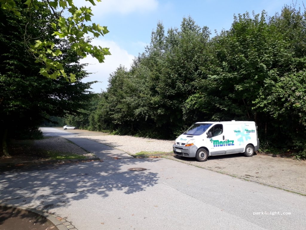 (44227) Dortmund - Parkplatz 15 — foto