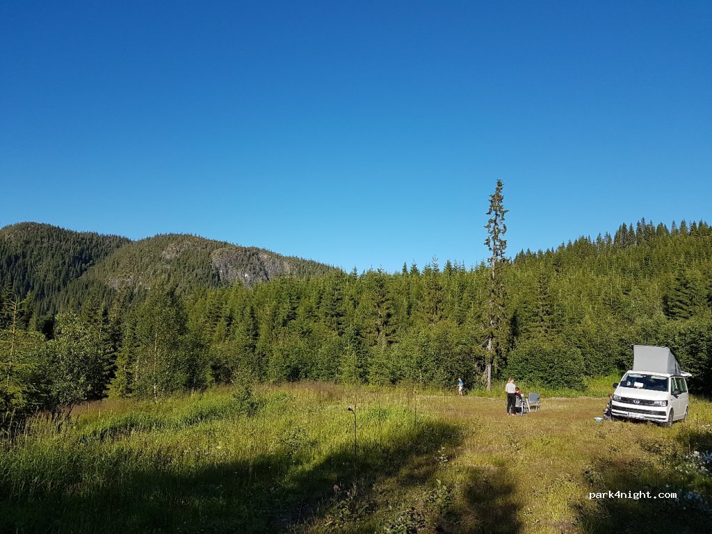(7870)  - Unnamed Road — foto