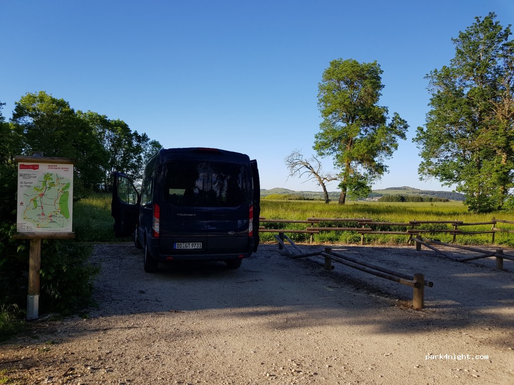 (71510) Saint-Sernin-du-Plain - La Chaume du Bouchat — foto 2