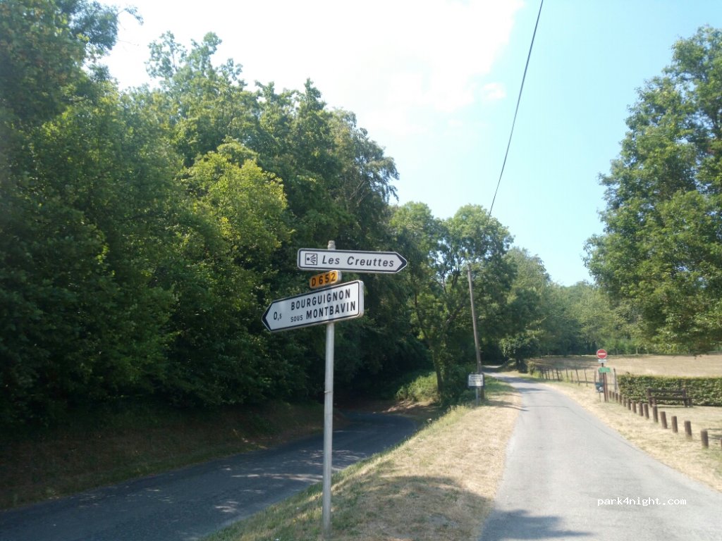 (02000) Mons-en-Laonnois - 202 Les Creuttes — foto 2