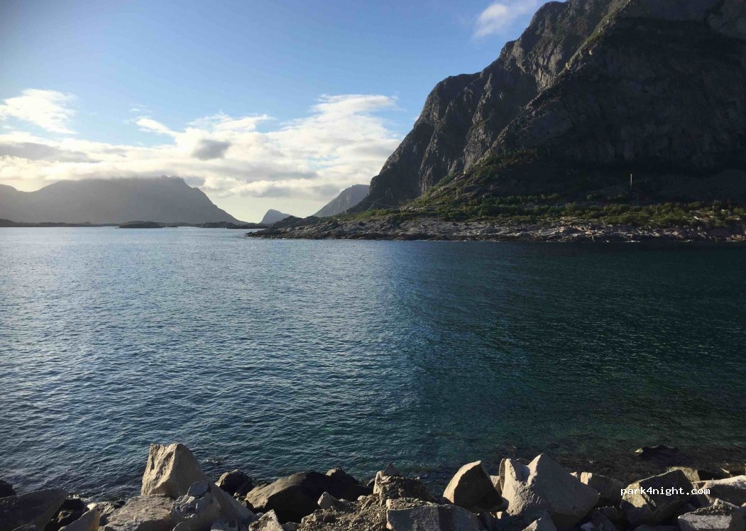 (8310) Kabelvåg - 1 Henningsværveien — foto 2