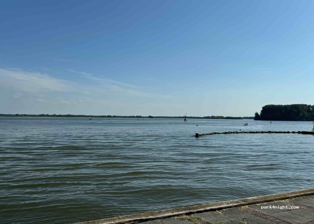 Camperplaats Veluwemeer — foto 4