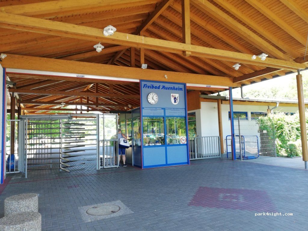 (77694) Kehl - An den Sportanlagen — foto 3