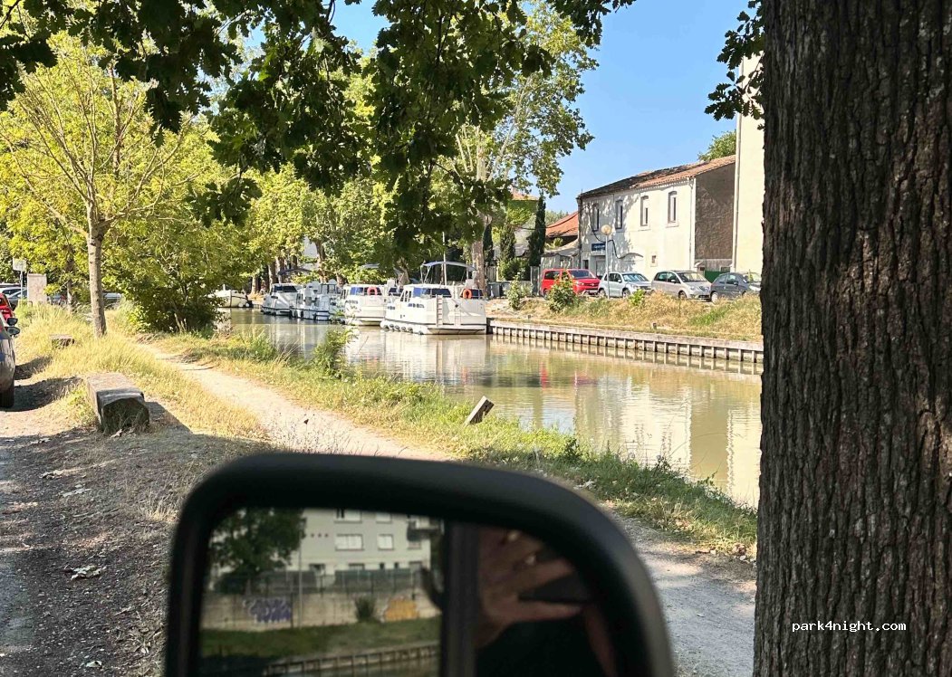 (11000) Carcassonne - 60 Route Minervoise — foto 3