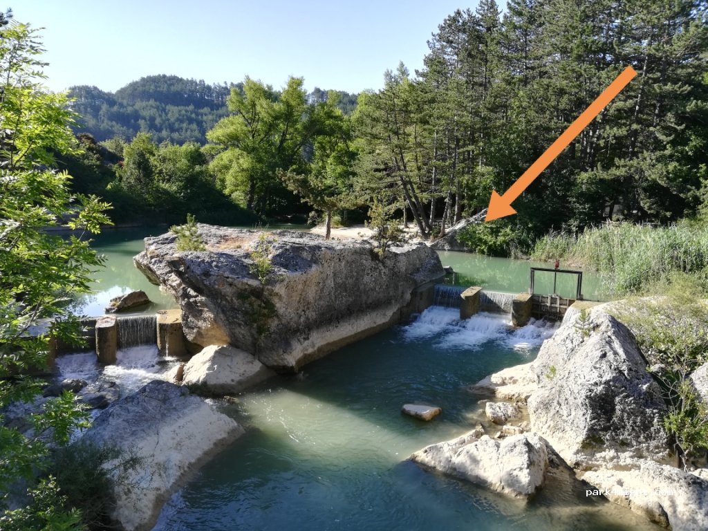 (26310) Luc-en-Diois - Le Claps — foto 2