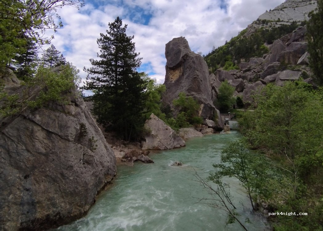 (26310) Luc-en-Diois - Le Claps — foto 4