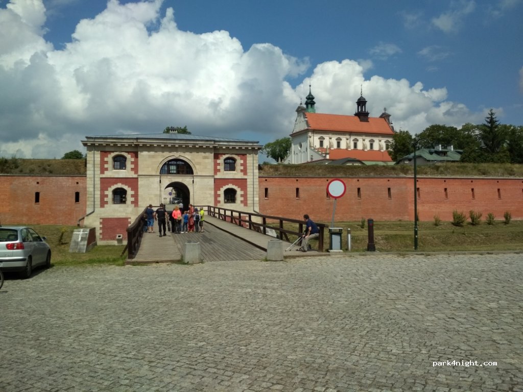 (22) Zamość - 1 Droga Męczenników Rotundy — foto 2