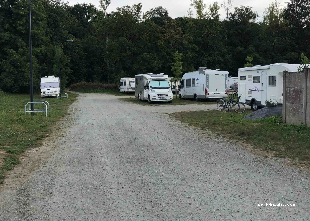 (56120) Josselin - 6065 Chemin Glatinier — foto
