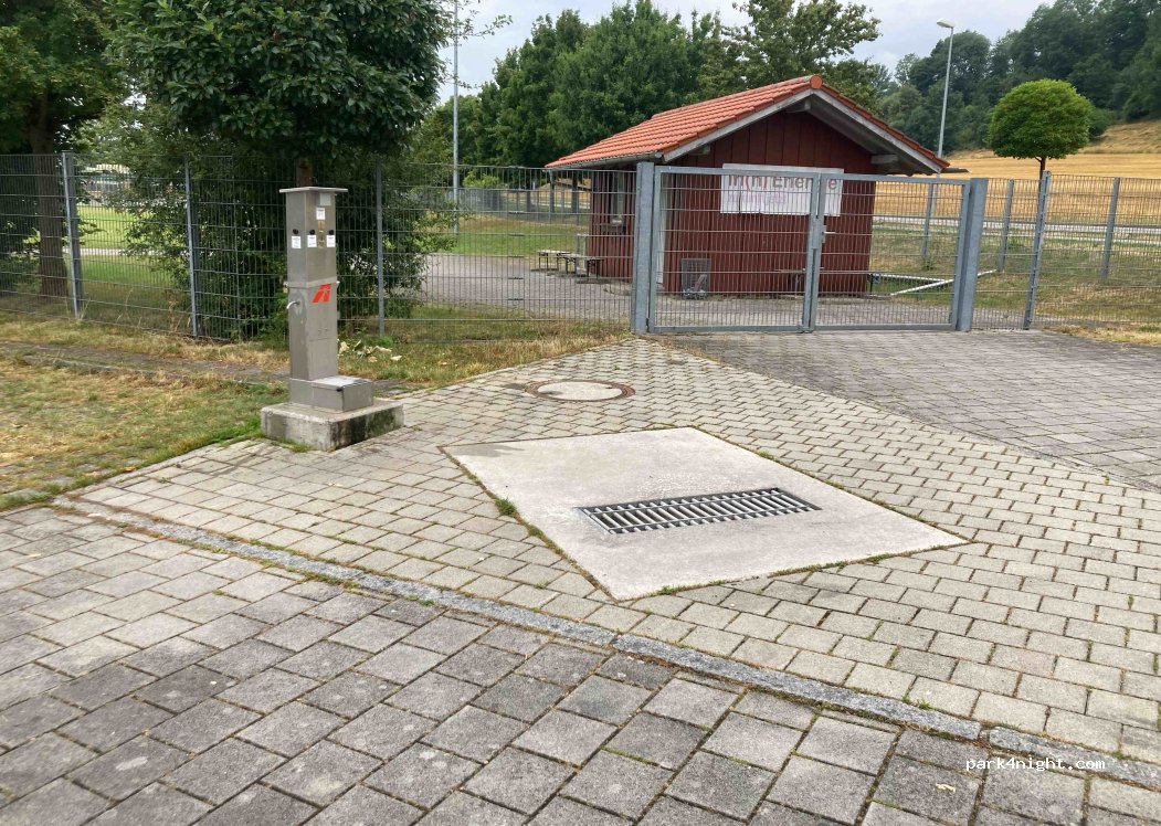 Wohnmobilstellplatz am Freizeitzentrum — foto
