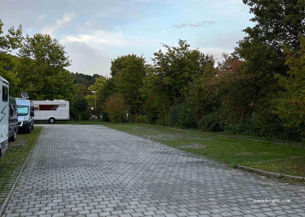 Wohnmobilstellplatz am Freizeitzentrum — foto 2
