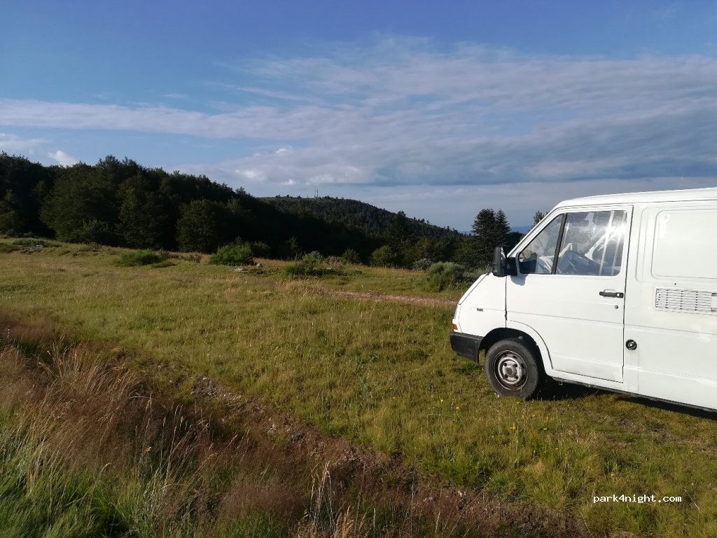 (07590) Saint-Étienne-de-Lugdarès - D239 — foto