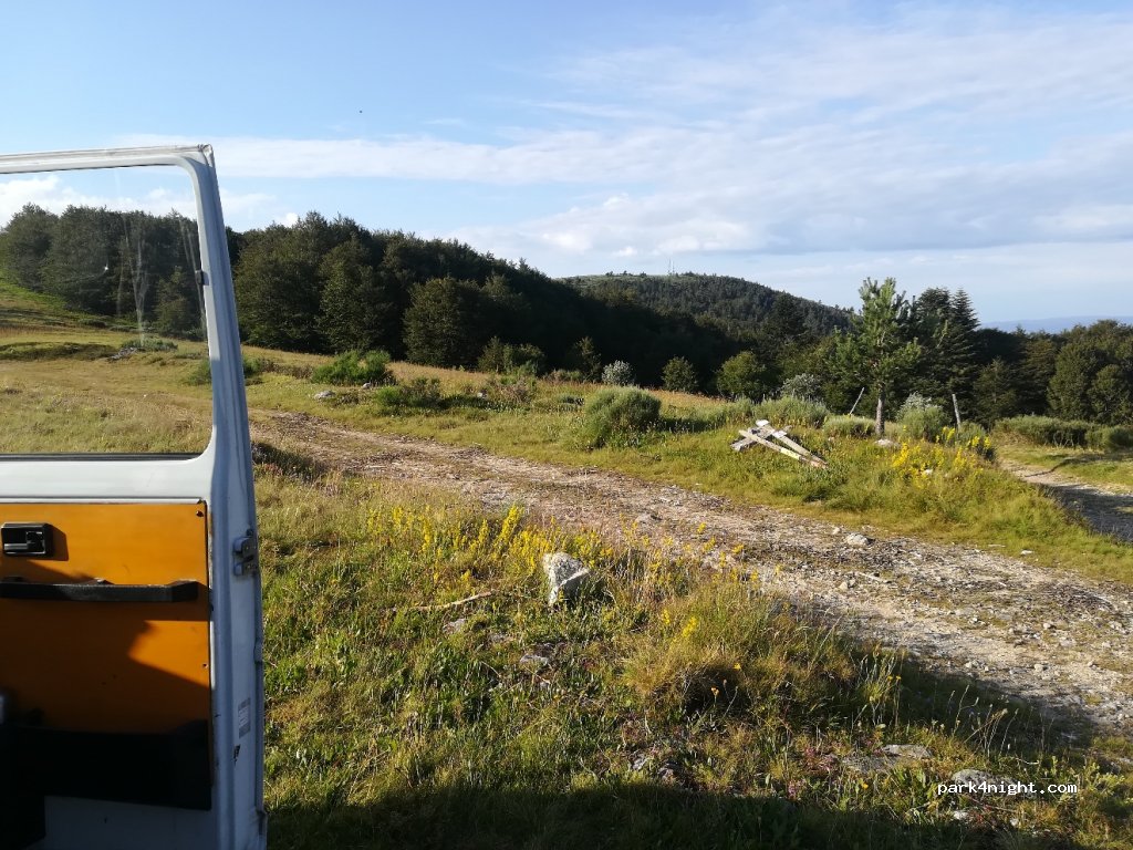 (07590) Saint-Étienne-de-Lugdarès - D239 — foto 2