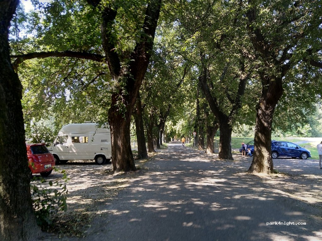 (6500) Baja - Türr Emlékmű part — foto