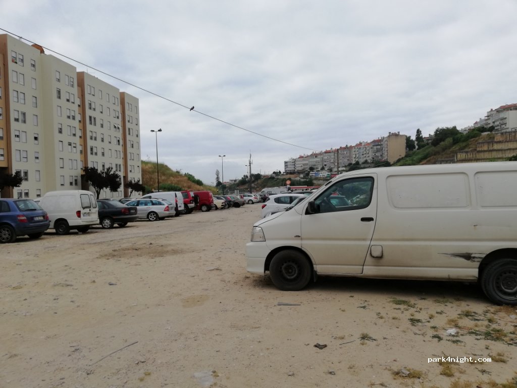 (1170) Lisboa - 61 Avenida Mouzinho de Albuquerque — foto 2