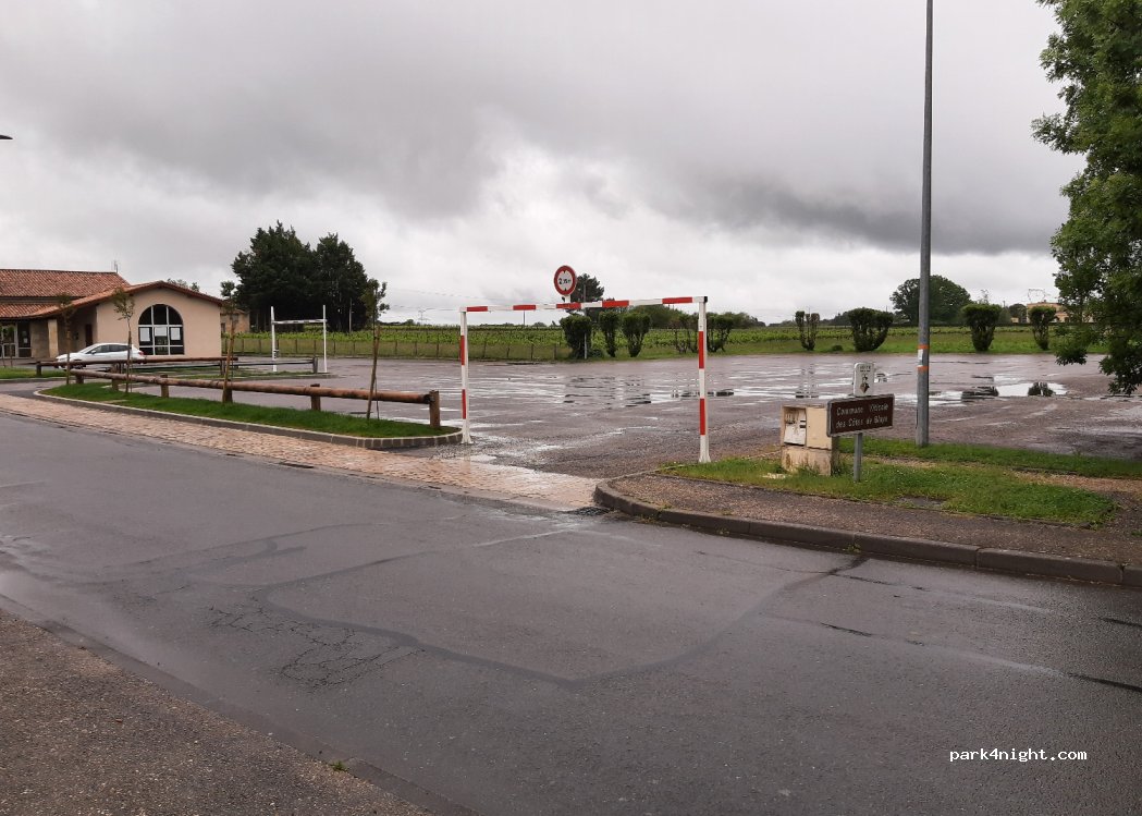 (33620) Cubnezais - 2-4 Rue de l'Abreuvoir — foto 3