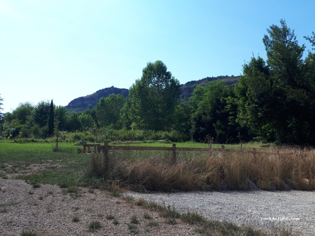 (82140) Saint-Antonin-Noble-Val - D115 — foto
