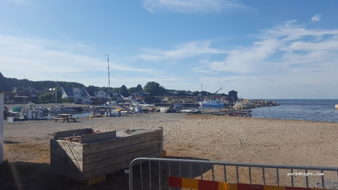 (294 75) Sölvesborg - 1 Krokåsvägen — foto 2