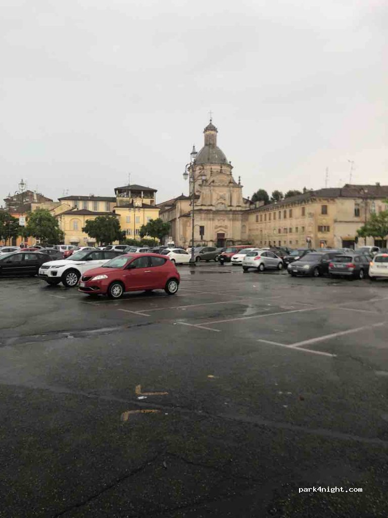 (15033) Casale Monferrato - 34A Piazza Castello — foto