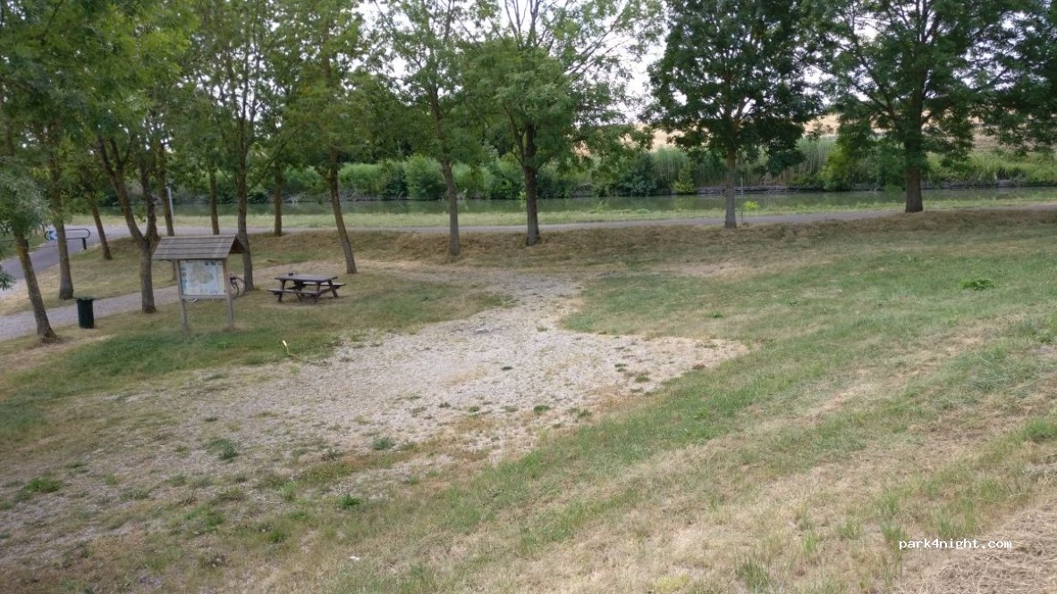 (54370) Hénaménil - D108 — foto 2