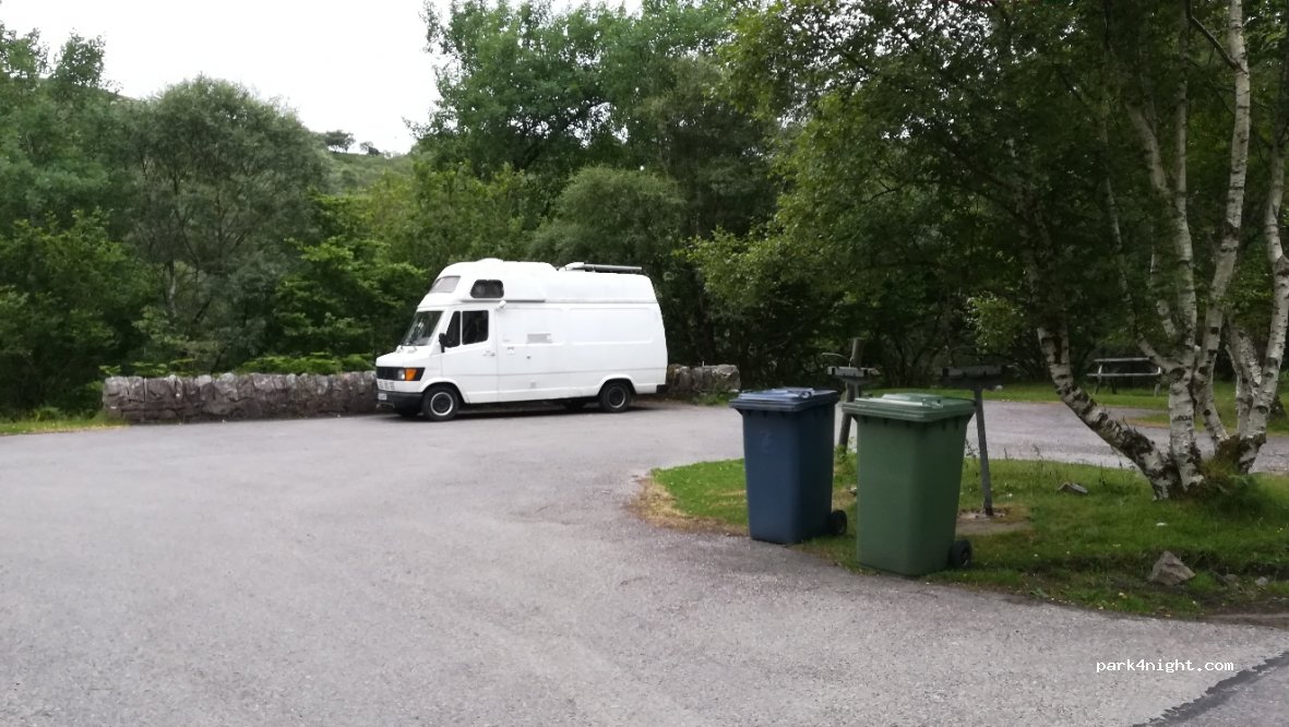 (IV27 4LR)  - Unnamed Road — foto