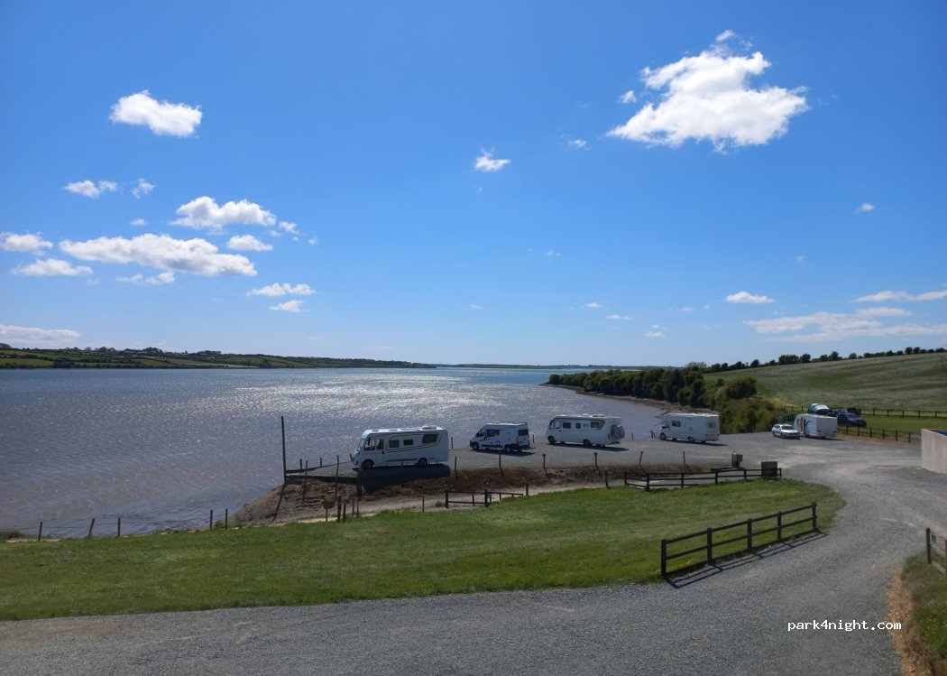 Roches Campervan and Campsite — foto