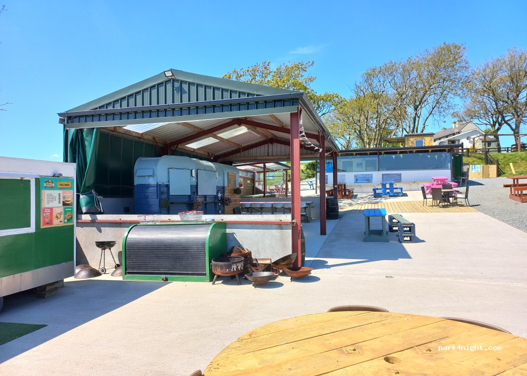 Roches Campervan and Campsite — foto 3