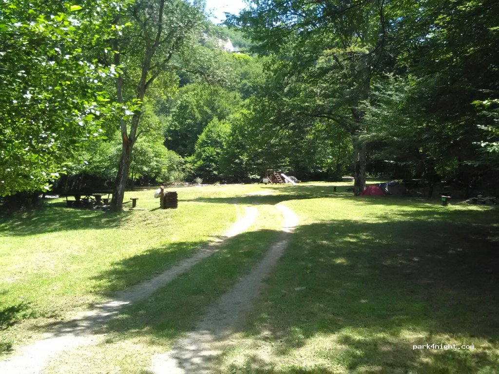 (4370) Kalofer - Unnamed Road — foto
