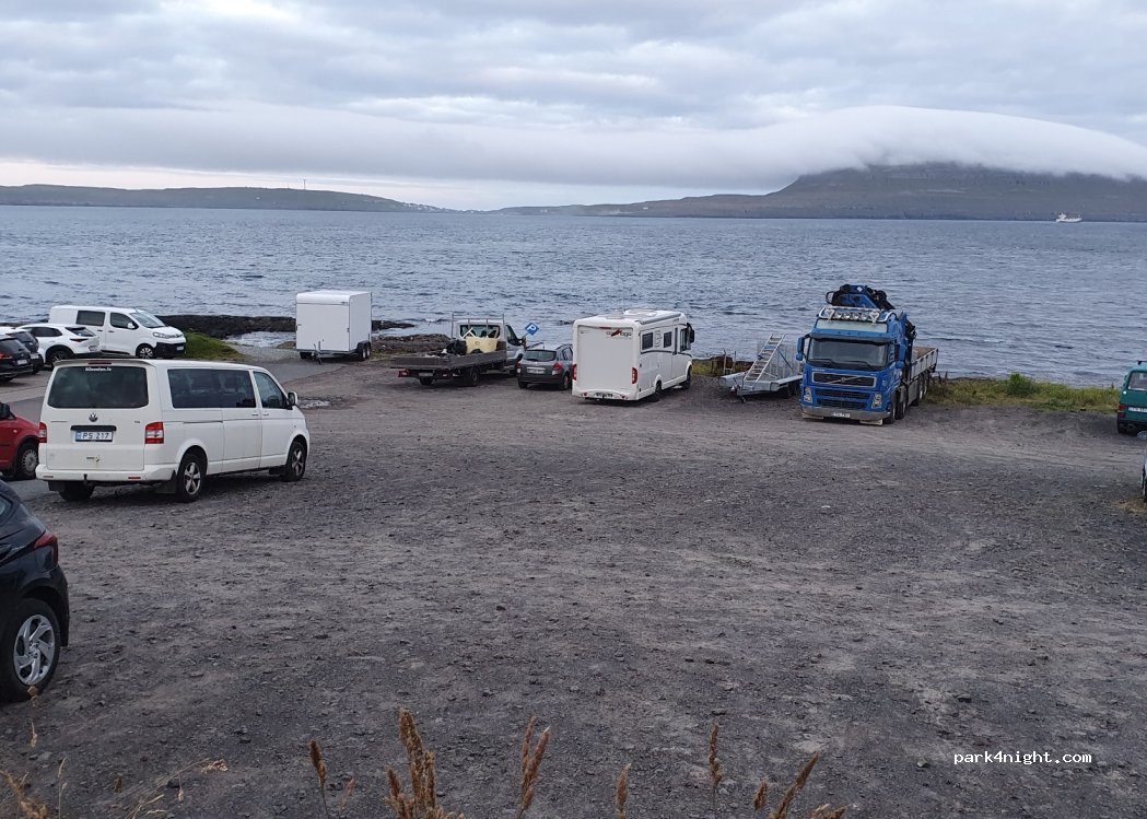 (100) Tórshavn - 14 Yviri við Strond — foto 3