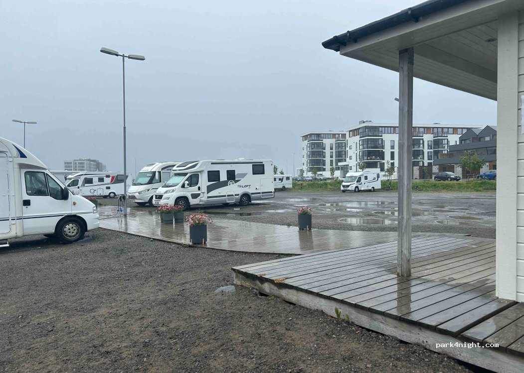 (8300) Svolvær - 25 Vorsetøyveien — foto 4