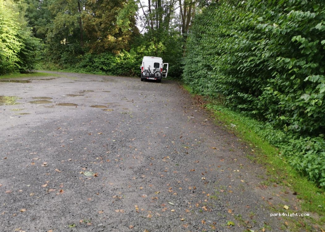 Parkplatz am Findlingsgarten — foto 5