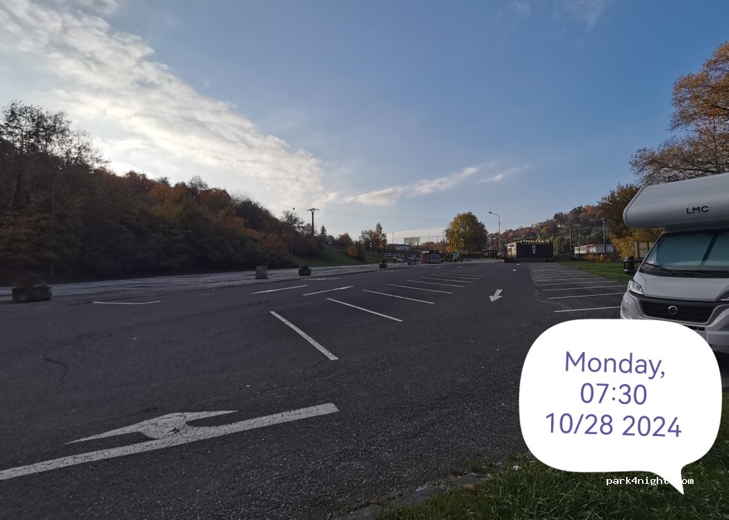 (040 01) Košice - 34 K ihrisku — foto