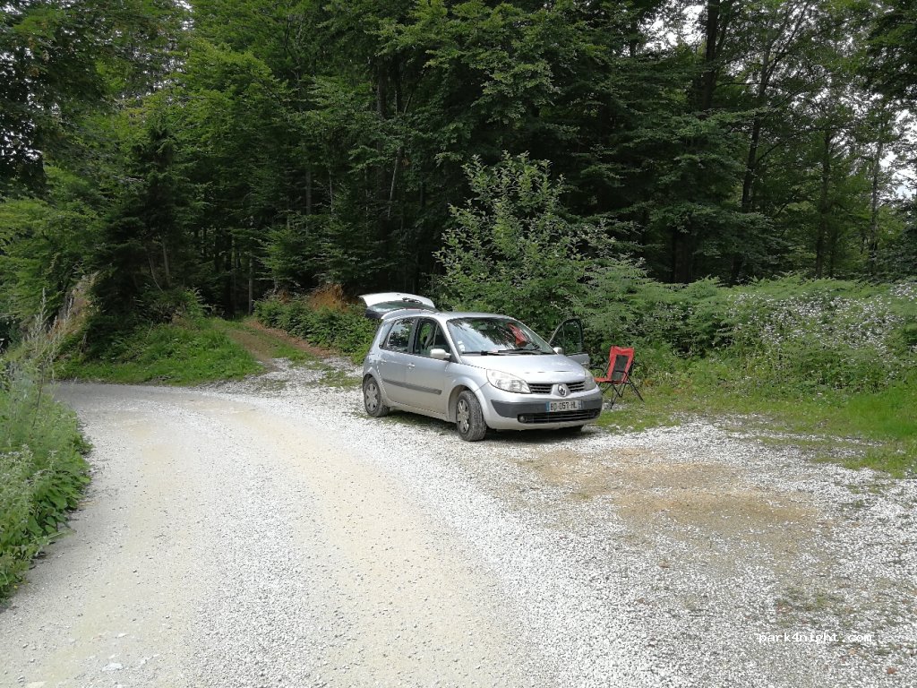 (1242) Podlom - 3 Podlom — foto