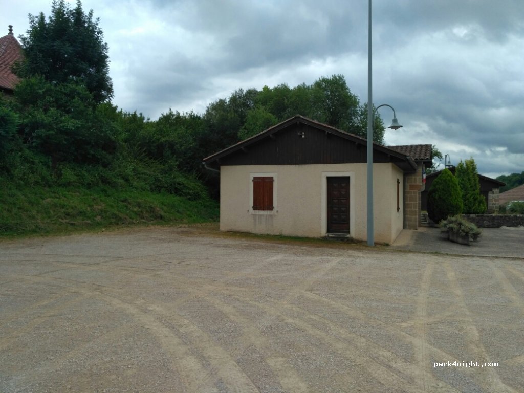 (46100) Fourmagnac - D18 — foto