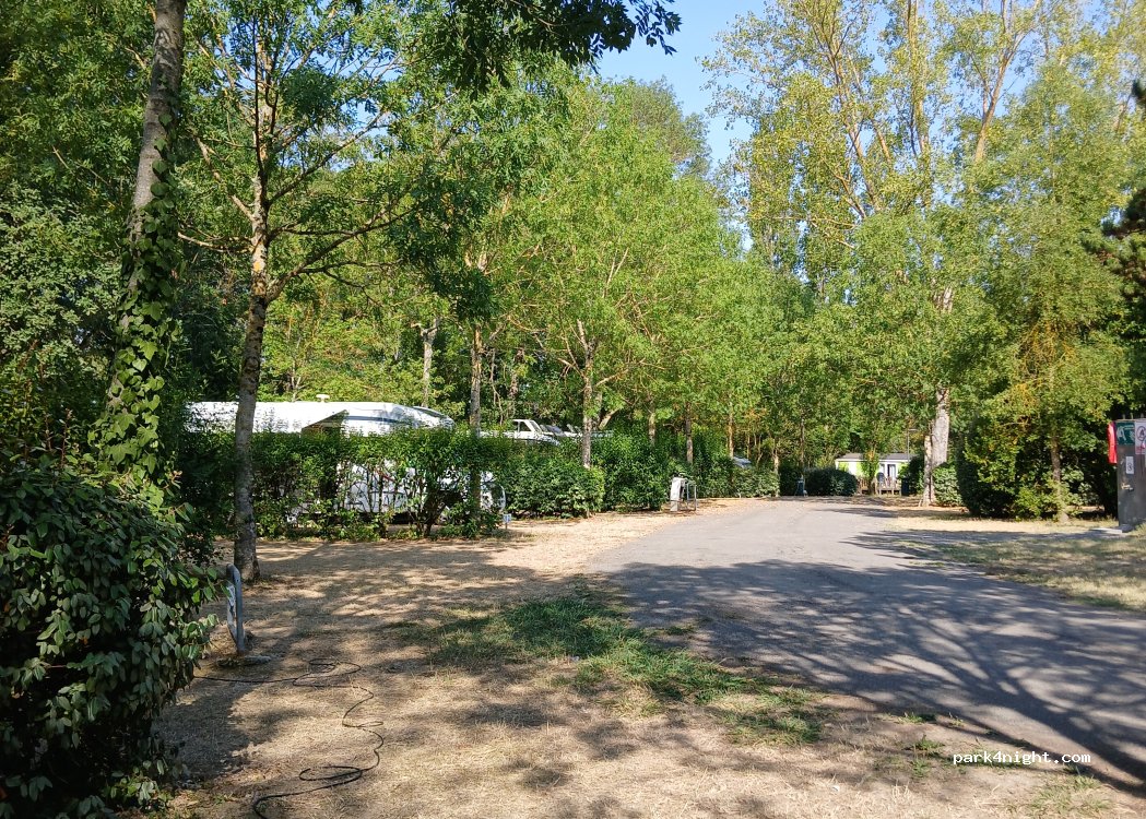 (11400) Castelnaudary - Chemin des Fontanilles — foto 2