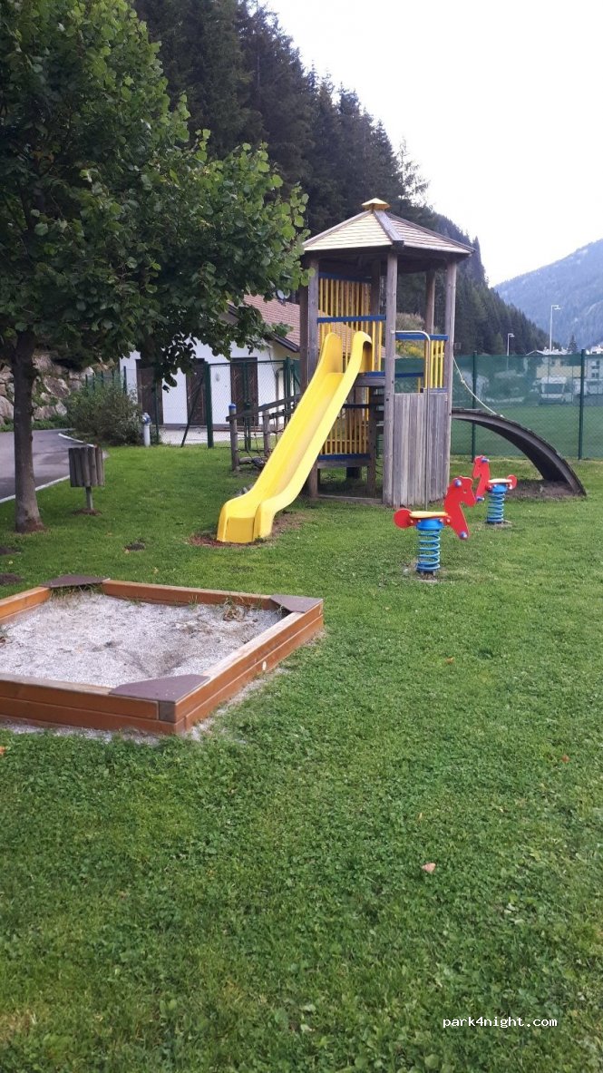 (39041) Brennero - Via Statale 12 — foto