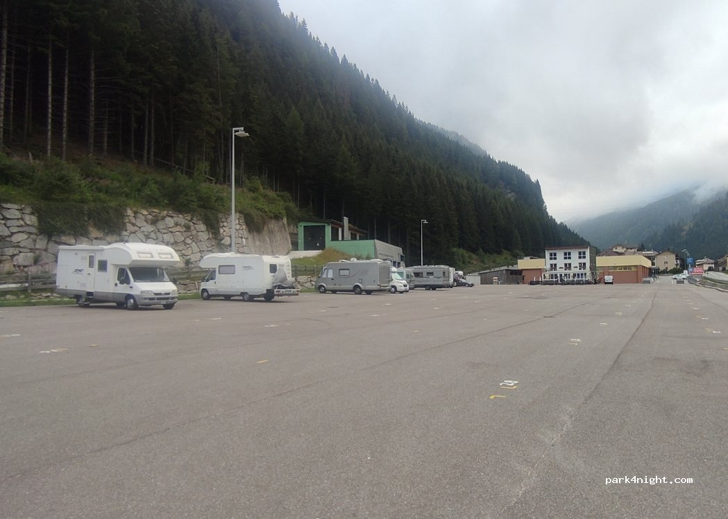 (39041) Brennero - Via Statale 12 — foto 4
