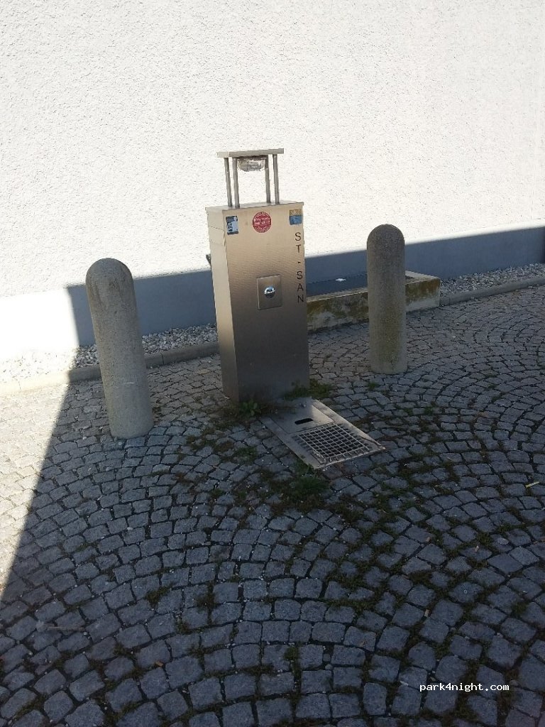(84503) Altötting - 1 Traunsteiner Straße — foto