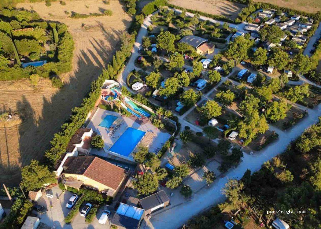 CAMPING L'ARLESIENNE — foto 5