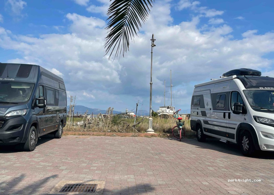 Area sosta camper Sant'Antioco — foto 4
