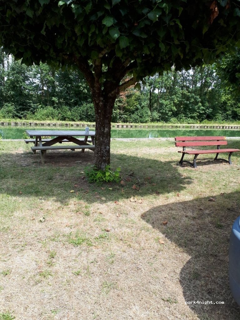 (89160) Lézinnes - 13 Rue des Auvis — foto