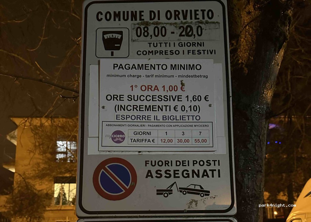 (05018) Orvieto - 6 Piazza Cahen — foto 5