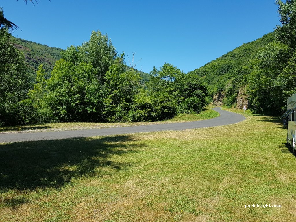 (12460) Montézic - Lou Roc de Lou — foto 2
