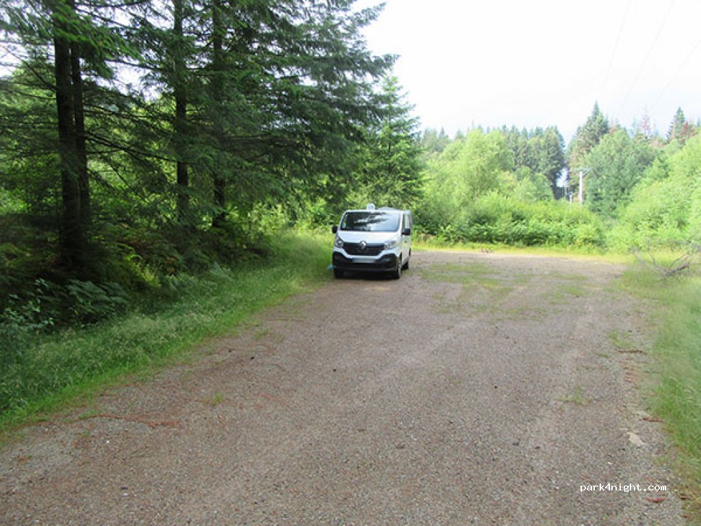 (87470) Peyrat-le-Château - Unnamed Road — foto